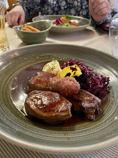 Im Schnitzbiegel Weinstube Und Biergarten 